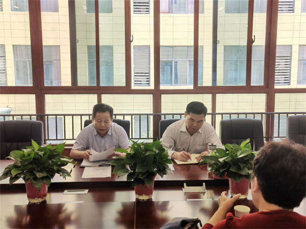 淮南市經(jīng)信局赴壽縣開展“四送一服”走訪企業(yè)活動