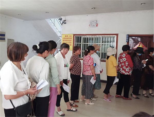 淮南鳳臺(tái)縣錢廟鄉(xiāng)：開展“兩癌”免費(fèi)篩查工作