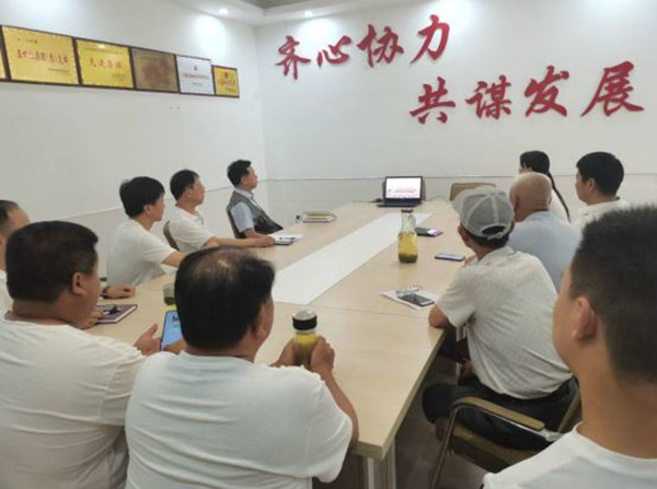 淮南市人社局鄉(xiāng)村振興工作隊組織觀看慶祝中國共產(chǎn)黨成立100周年大會