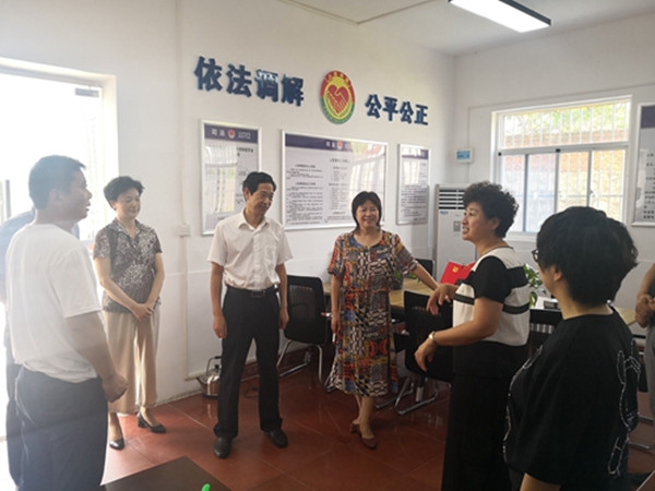 淮南八公山區(qū)人大常委會(huì)赴八公山鎮(zhèn)錢淮村開展調(diào)研