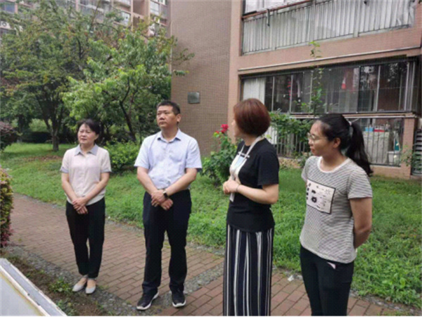 淮南市城鄉(xiāng)建設(shè)局積極與淮南洞山街道陽(yáng)光社區(qū)開展結(jié)對(duì)幫扶活動(dòng)