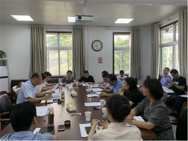 淮南市大通區(qū)人民政府教育督導(dǎo)委員會(huì)召開(kāi)全體成員單位會(huì)議