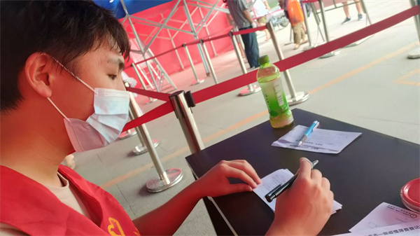 淮南：抗擊疫情，共筑醫(yī)學夢