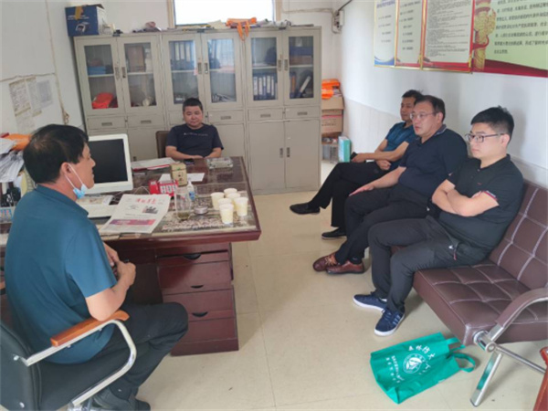 淮南市林業(yè)局開(kāi)展葡萄園保護(hù)鳥(niǎo)類執(zhí)法檢查