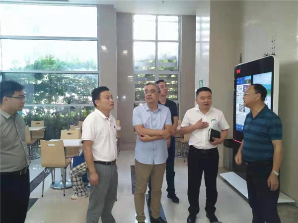 淮南市局黨組成員、副局長吳俊平帶隊(duì)赴高新區(qū)、潘集區(qū)進(jìn)行節(jié)前市場檢查