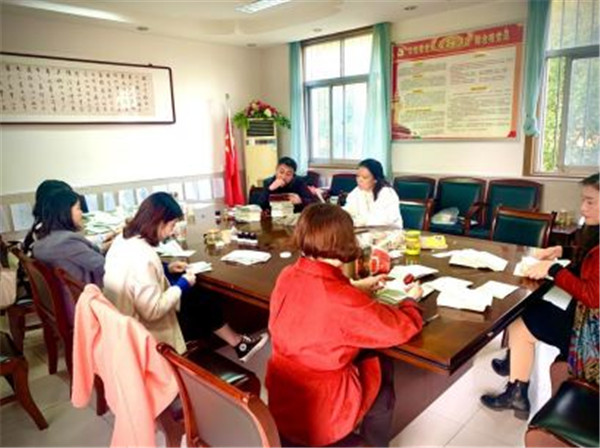 淮南市人力資源和社會保障局干部培訓(xùn)中心送服務(wù)上門，落實“我為群眾辦實事”