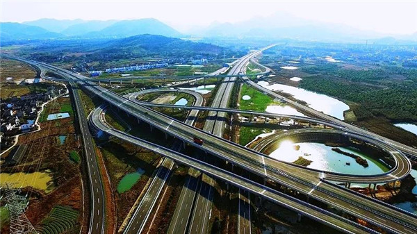 淮南孔李淮河大橋公路項(xiàng)目榮獲“李春獎”