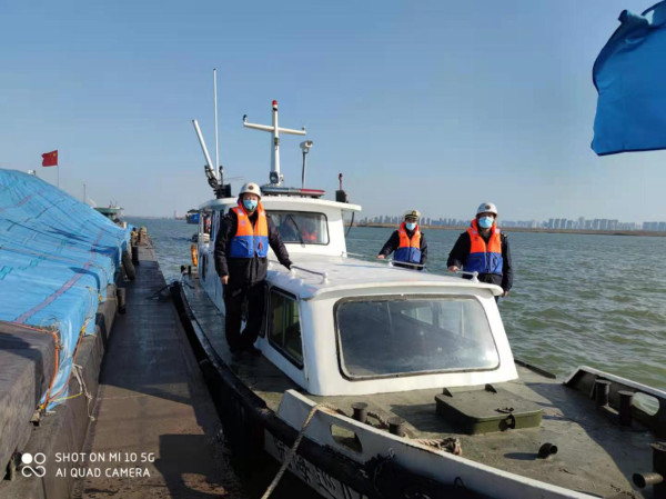 淮南市交通運輸綜合行政執(zhí)法支隊海事大隊重拳出擊，打響水上“百日攻堅”第一槍