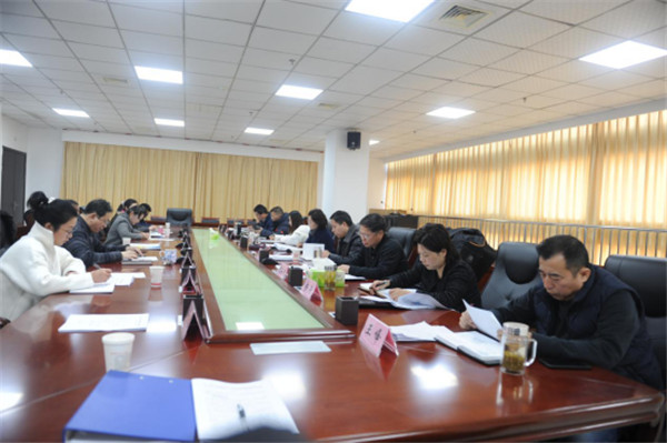 淮南市教體局黨委理論學(xué)習(xí)中心組召開理論學(xué)習(xí)擴(kuò)大會議