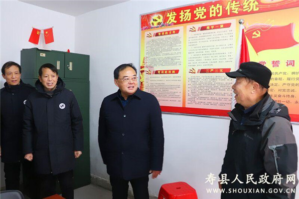 淮南壽縣一中走訪慰問(wèn)離退休教職工