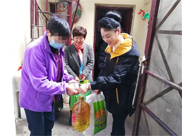 淮南：八公山區(qū)開展“巾幗暖人心”三八慰問活動