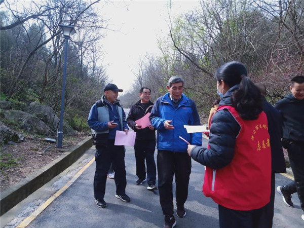 淮南市軍供站植樹節(jié)開展植綠愛綠護(hù)綠行動