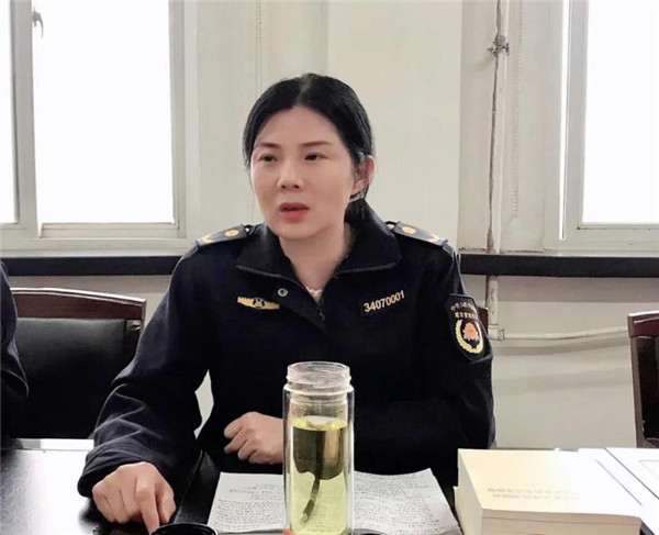 淮南：宮傳敏在市城管局機(jī)關(guān)支部學(xué)習(xí)會上強(qiáng)調(diào)：堅(jiān)持“七講”標(biāo)準(zhǔn) 全力建設(shè)“七型”機(jī)關(guān)