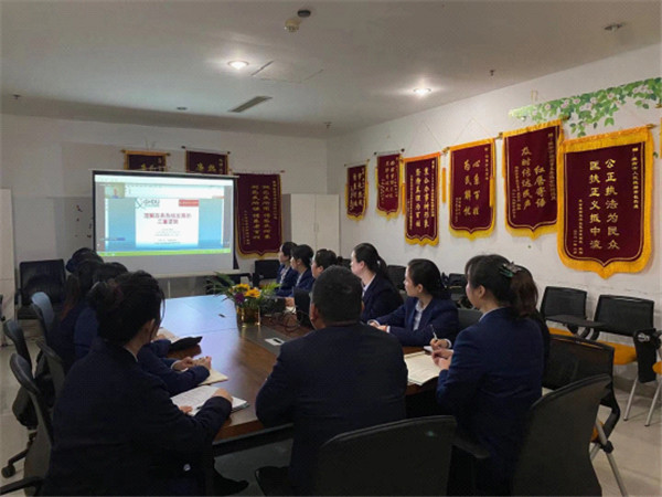 淮南市長(zhǎng)熱線辦公室開(kāi)展“政務(wù)熱線大講堂”學(xué)習(xí)培訓(xùn)